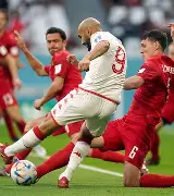 足球比赛竞争激烈,球员实力表现出色的简单介绍 足球比赛竞争激烈,球员实力表现出色的简单介绍